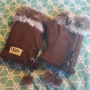 Ugg fingerless gloves